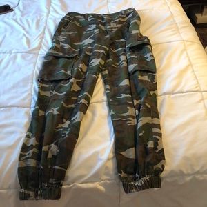 High waisted camo cargo pants